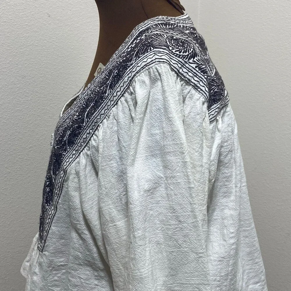 Free People Iggie Embroidered Cropped Blouse Ivory/ Black Bean Size Extra Small